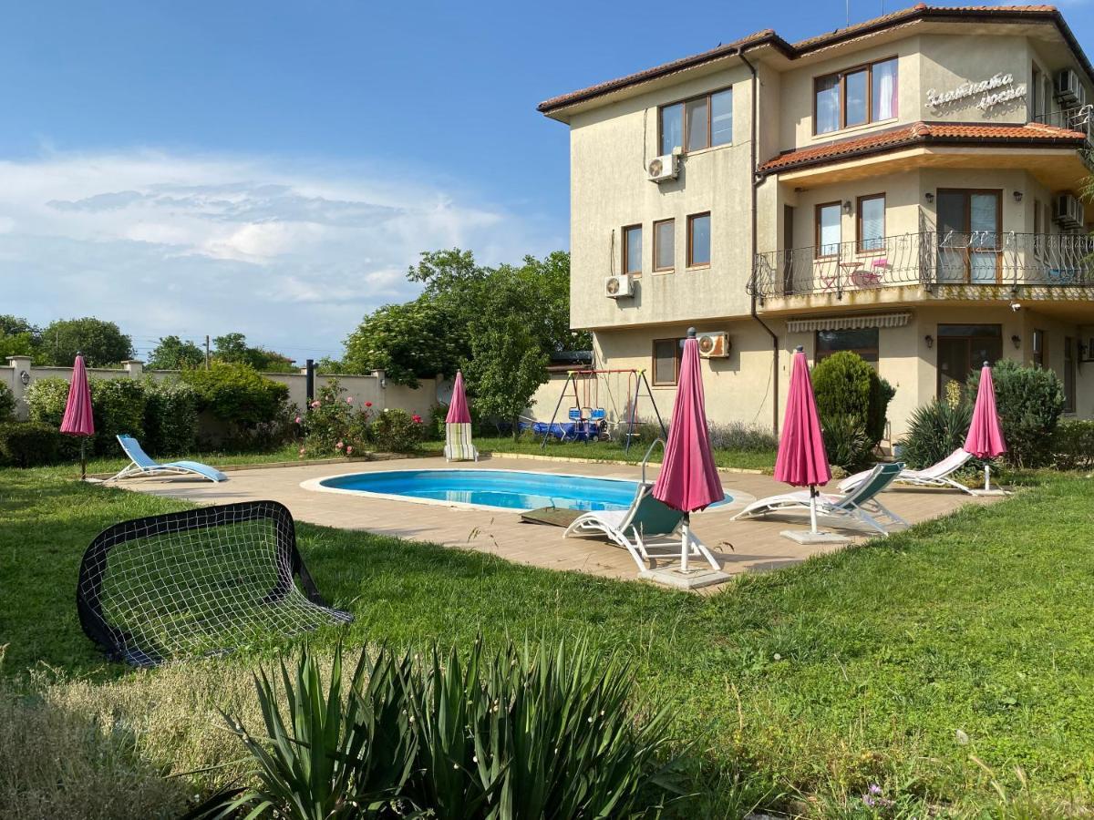 Guest House Golden Flake 4Km From Bolata Beach Bŭlgarevo Exterior photo
