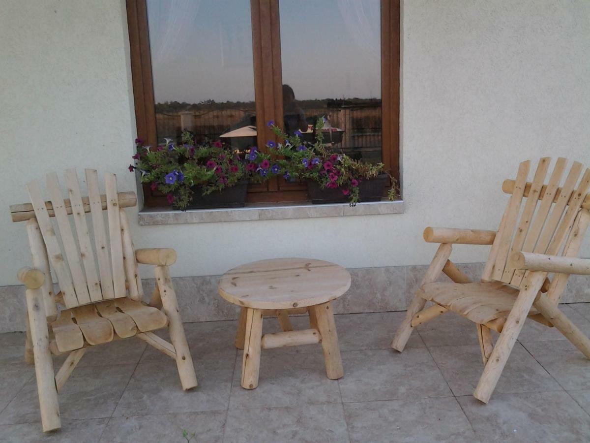 Guest House Golden Flake 4Km From Bolata Beach Bŭlgarevo Exterior photo