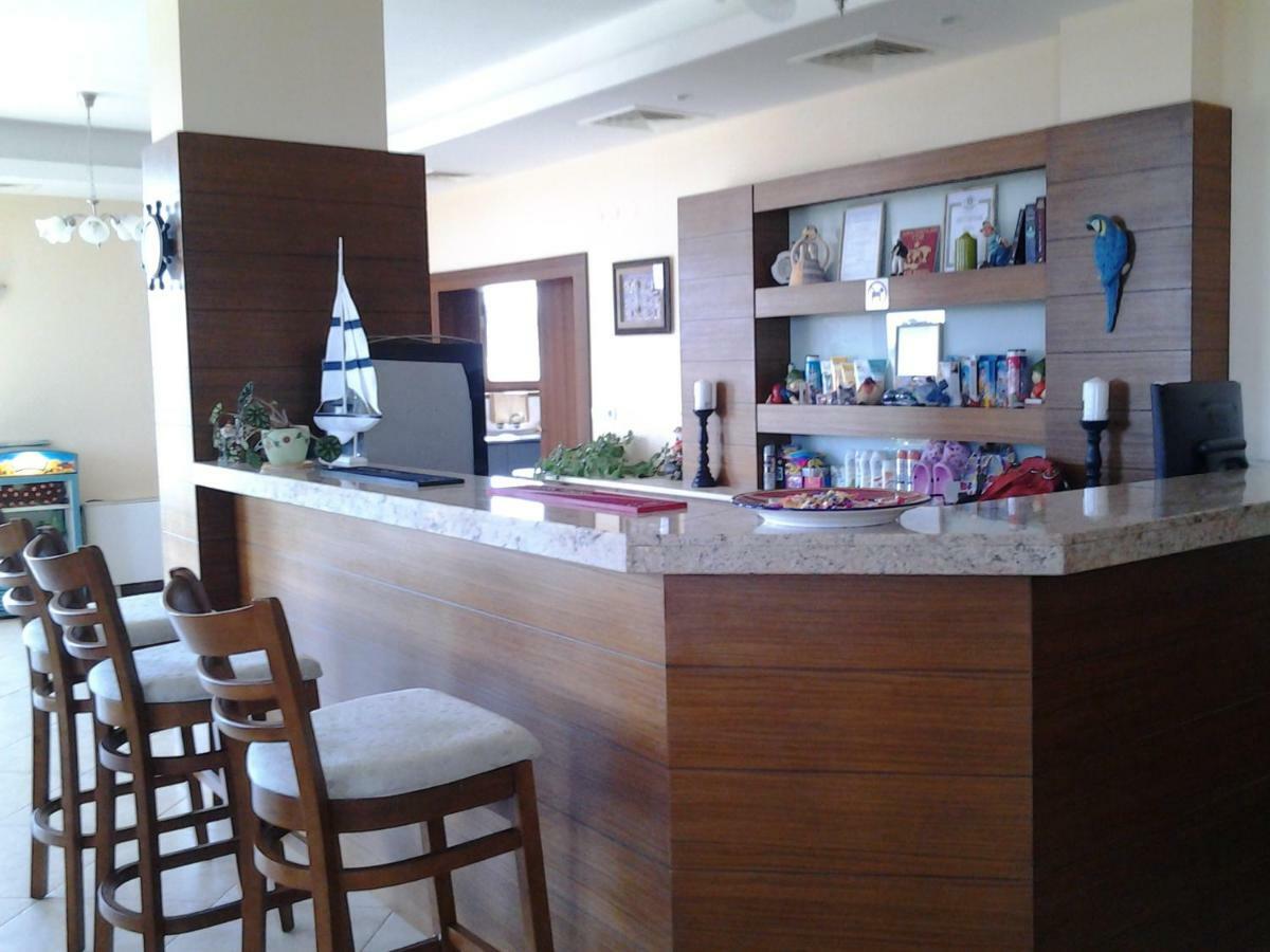 Guest House Golden Flake 4Km From Bolata Beach Bŭlgarevo Exterior photo